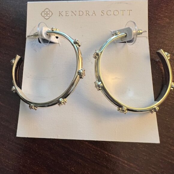 KENDRA SCOTT EARRINGS JOELLE HOOP Yellow GOLD tone and WHITE CRYSTAL - Picture 2 of 6